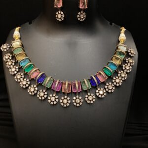 Multicolored stone set